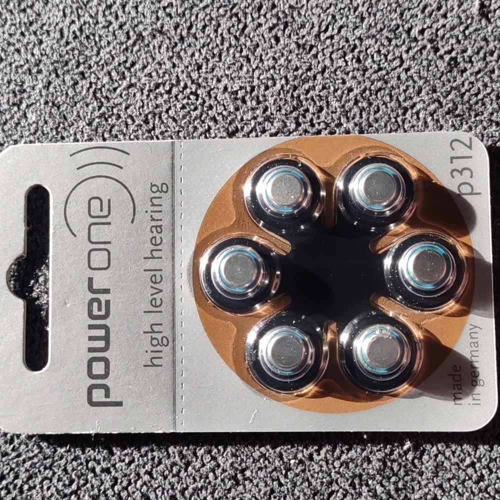 Power one high level hearing aid battery p312 pr41 1.4 volts expires 11/22